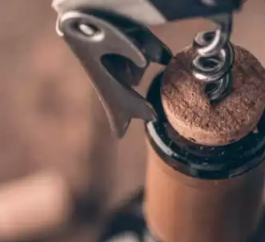 Conservación del Vino: ¿Cuánto tiempo puedo conservar una botella que ha sido descorchada?